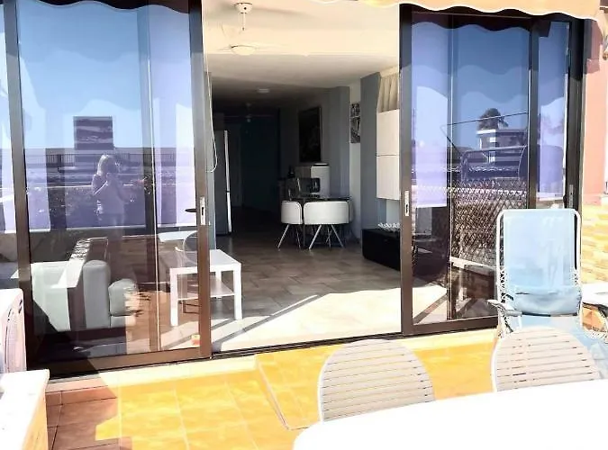 Bel 2 & Grande Terrasse شقة بالم مار